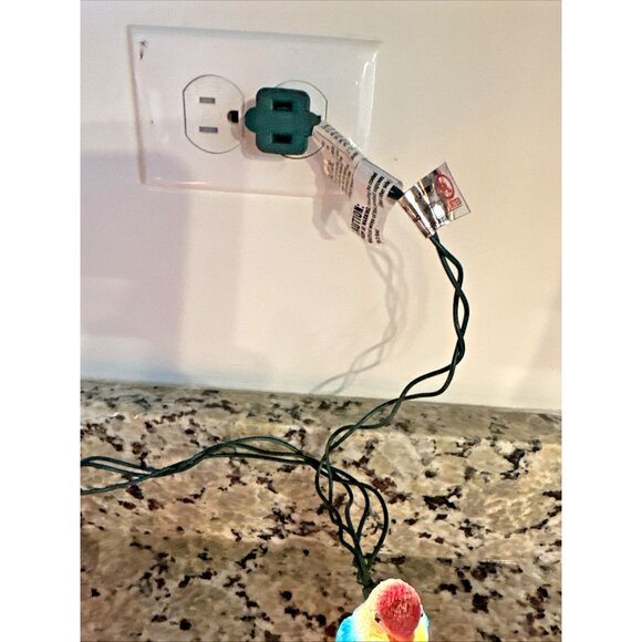 Tropical Paradise Parrot String Lights 10 Parrots 4" Each Rubber Indoor Outdoor - Picture 10 of 12